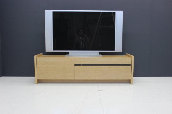 画像4: TVボード　アルル　１５０・１８０サイズ　ブラック・ナチュラル・ウォールナット (4)