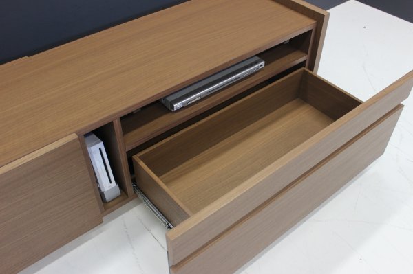 画像5: TVボード　アルル　１５０・１８０サイズ　ブラック・ナチュラル・ウォールナット (5)